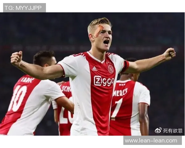 曼联与热刺激战成平德里赫特读秒绝平精彩瞬间回顾